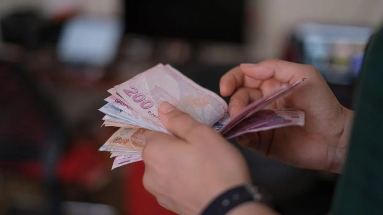 Tüm emeklilere maaşa ek kamu bankalarından ödenecek! 3.000 TL, 3.500 TL, 4.500 TL ve 5.000 TL! Emeklilerin hesaplarına geçmeye başladı!