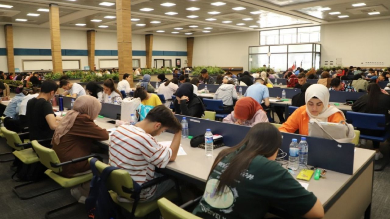 Gaziantep Şehitkamil Belediye Başkanı Rıdvan Fadıloğlu’ndan sınavına hazırlanan öğrencilere tam destek