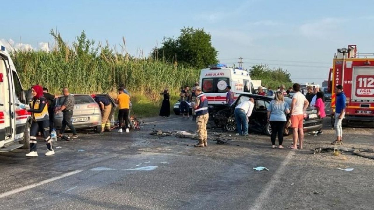 Hatay'da feci zincirleme kaza: Ölü ve yaralılar var