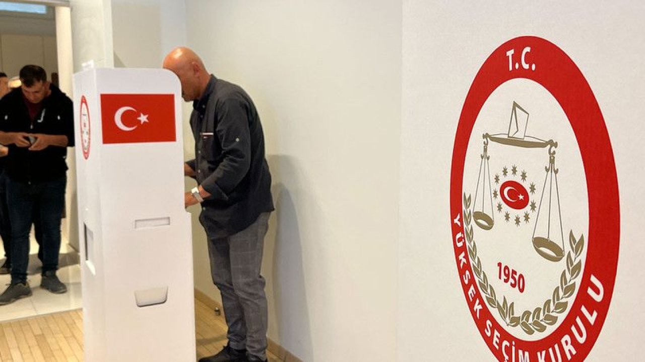 Yurt dışı seçmeni sandık başına gitmeye devam ediyor! Toplam 892 bin kişi oy kullandı!