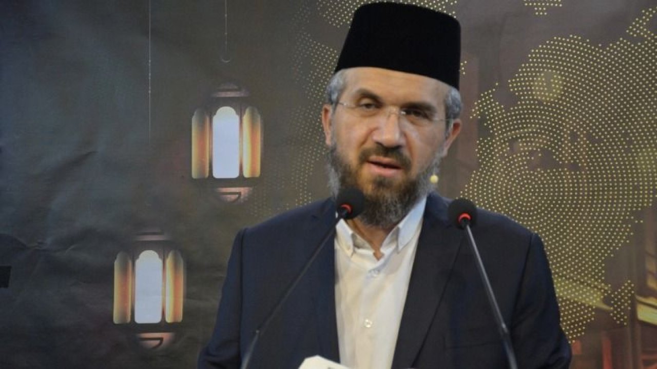 İlahiyatçı İhsan Şenocak’ın acı kaybı! Sosyal medya hesabından duyurdu... İhsan Şenocak'ın annesi kimdir, neden öldü?