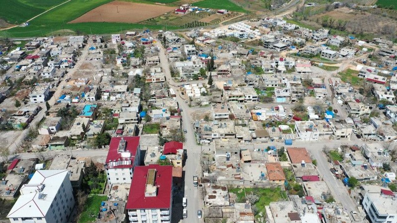 Kahramanmaraş depremleri sonrasında moloz çıkmaya devam ediyor! 42 bin 504 metreküp moloz taşındı!