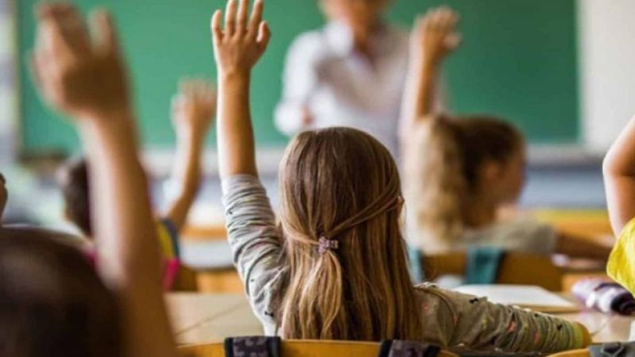 Çocuğu okula giden ailelere 3150 TL yardım müjdesi geldi: Başvuran yardımı hemen alacak!