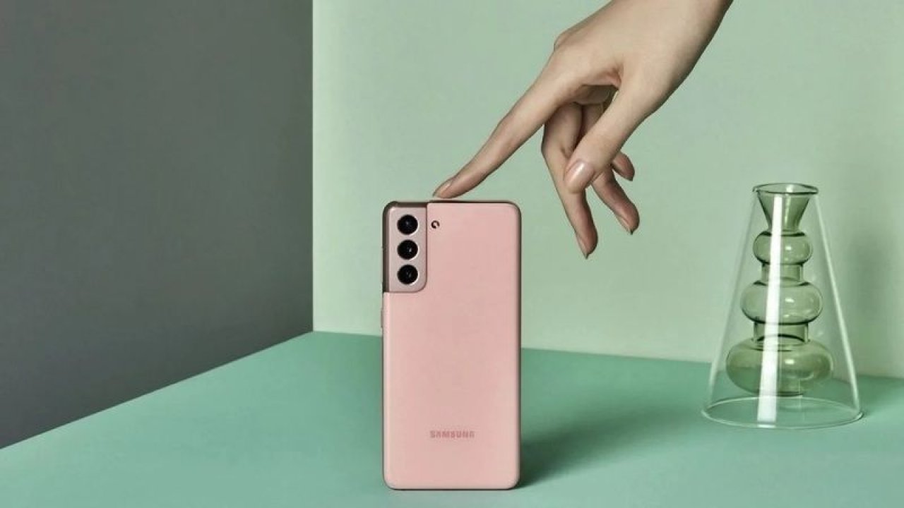 Samsung Galaxy S23 FE’nin beklenen tanıtım tarihi açıklandı! İşte yeni modelin özellikleri!