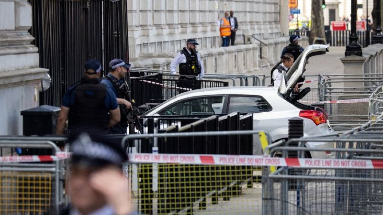İngiltere'nin başkenti Londra'da terör alarmı!