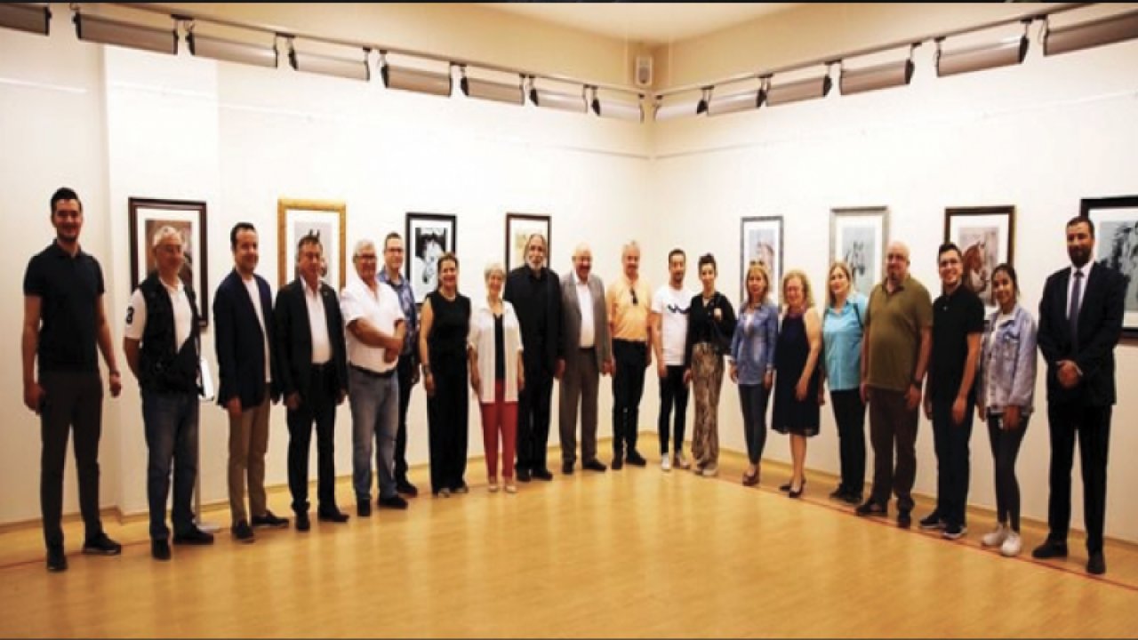 Ressam Emine Özdemir SANKO Sanat Galerisi’nde “Bir At Bir Murat” temalı resim sergisi açtı
