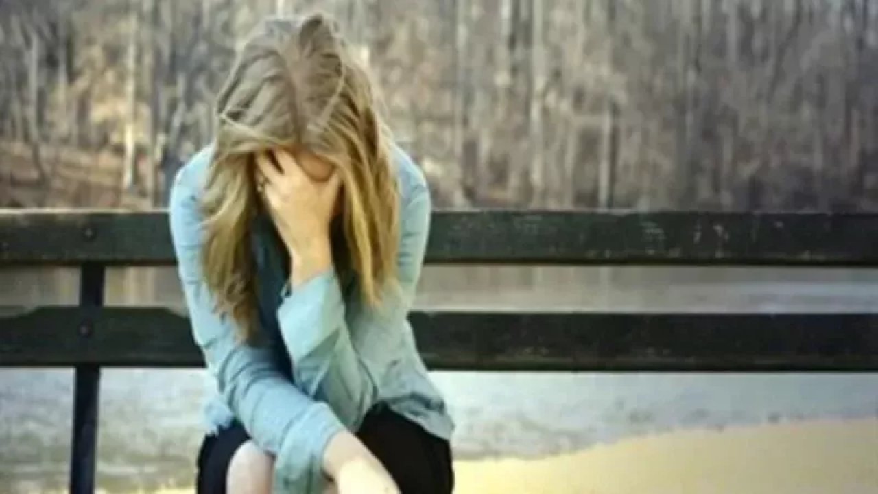 Bahar Depresyonuna Dikkat! Uzmanlar Mevsim Geçişlerinin Etkileri Konusunda Uyardı! Belirtiler Neler?