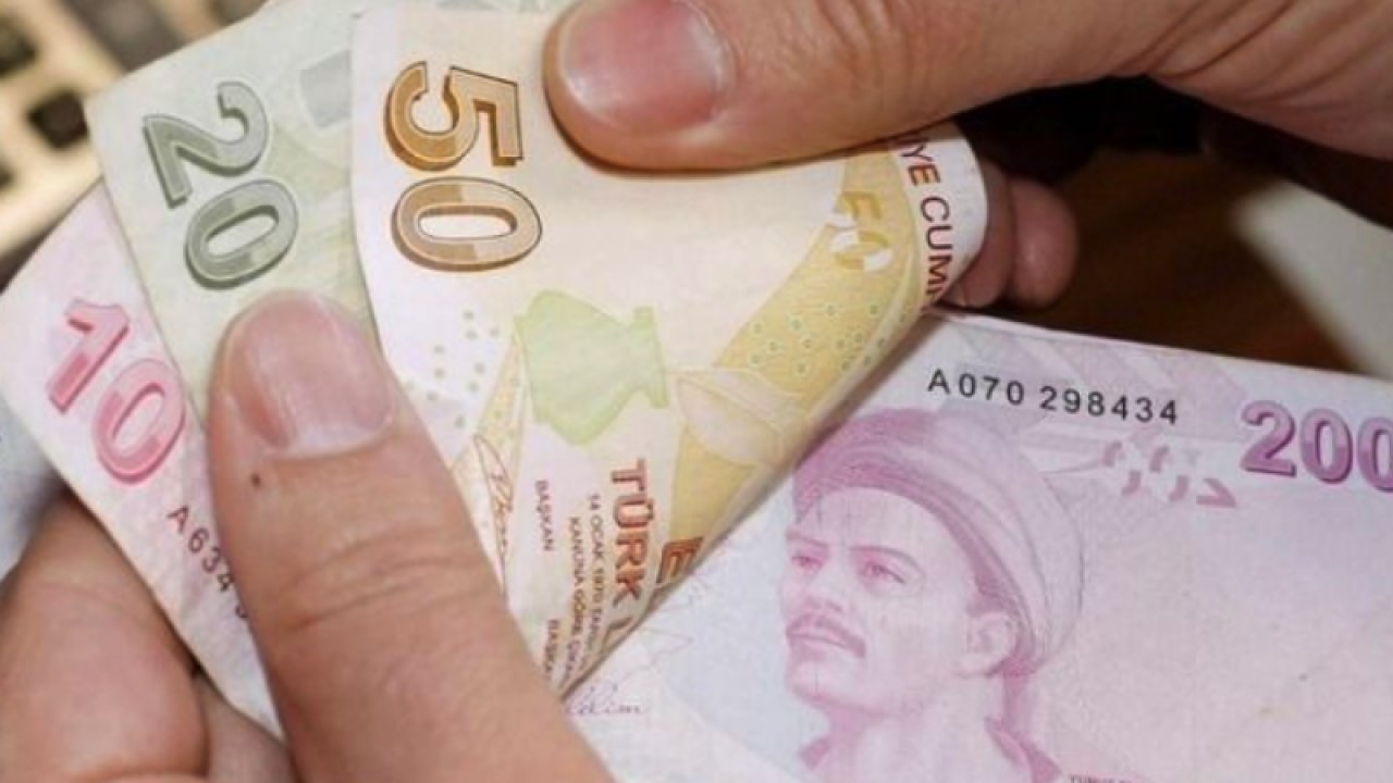 Emekli maaşları değişiyor! Gelen zam hayrete düşürdü… Dev rakamlar
