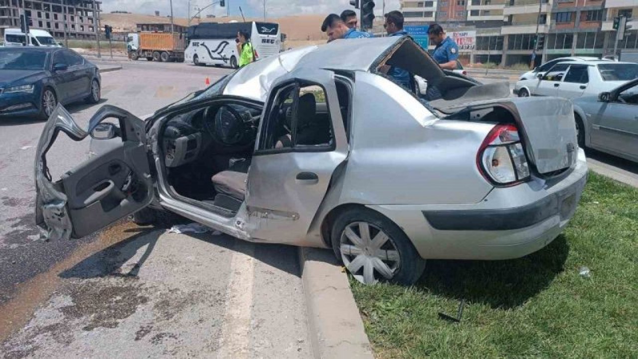 Gaziantep Kaza! Savrulan otomobil takla atarak durabildi: 4 yaralı... VİDEO HABER