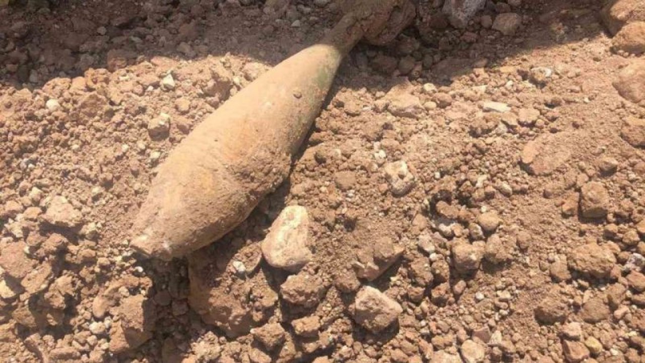 ÖZEL HABER! Gaziantep'e Komşu İl ŞANLIURFA'DA İnşaat için kazı yapan işçiler havan mermisi buldu... İŞTE PATLATILMA ANLARI