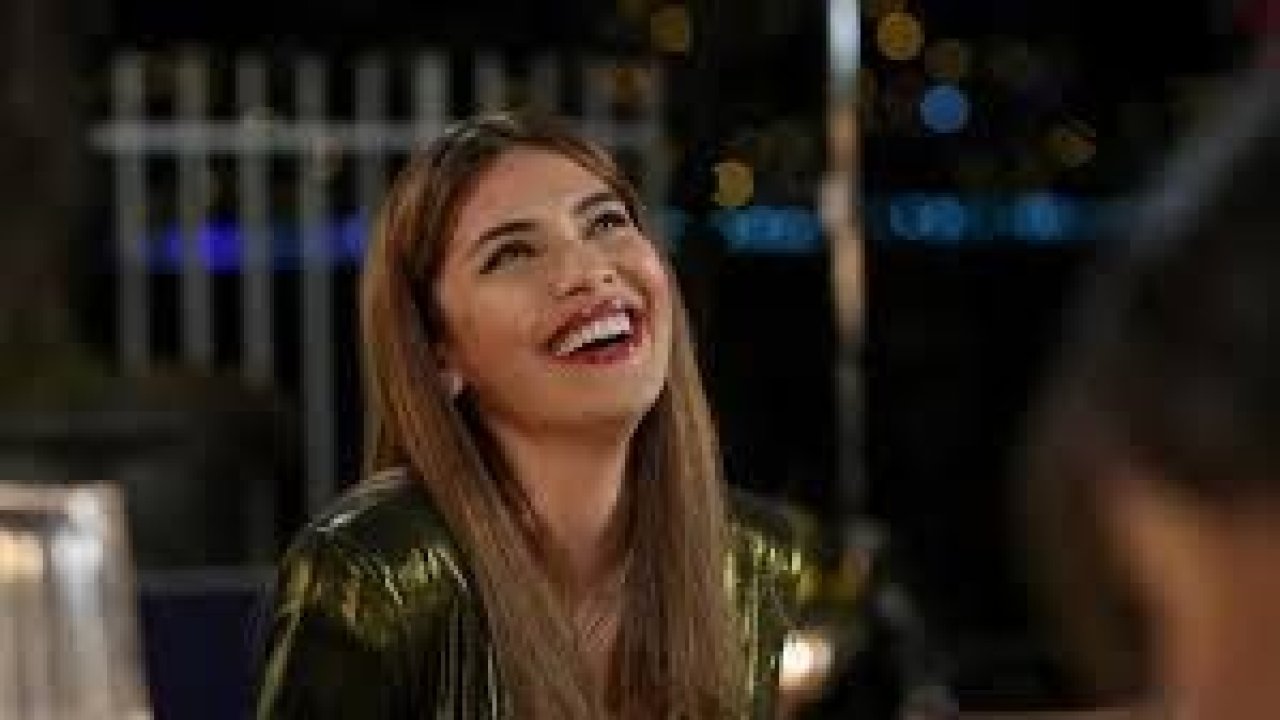 Yasak Elma, muhteşem finaliyle ekranlara veda etti: Oyuncular, finali izlerken gözyaşlarına hâkim olamadı…