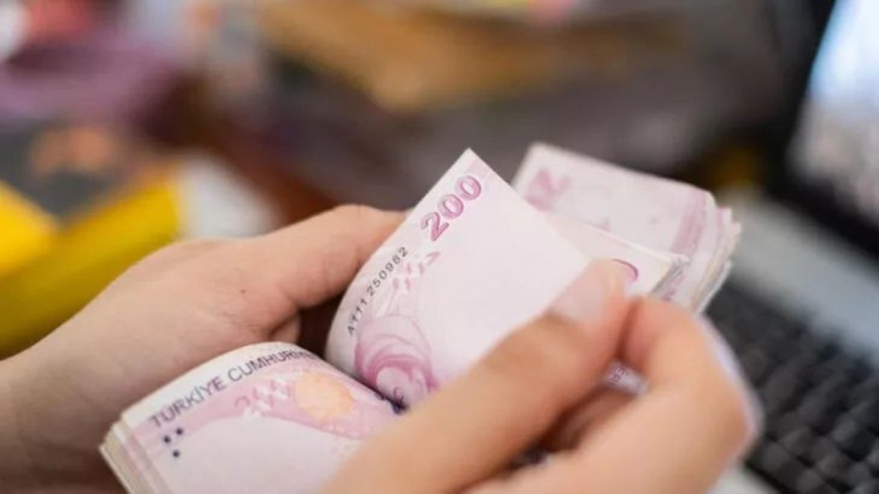 Milyonların gözü kulağı asgari ücrette! Sosyal güvenlik uzmanından yeni asgari ücret rakamı!