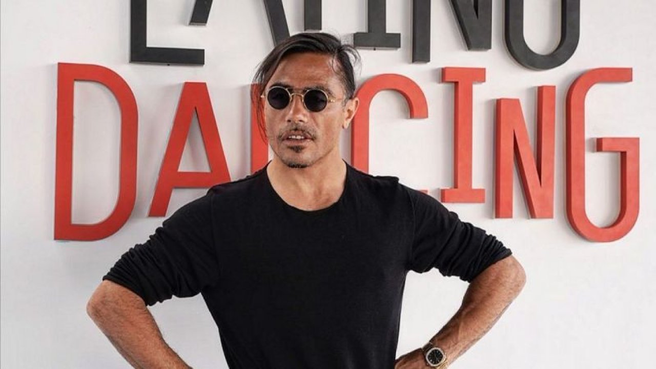 Dünyaca ünlü futbolcu Kaka ile Nusret Gökçe yan yana! Fenomen Nusret, yıldız futbolcuya verdiği nasihatle sosyal medyayı salladı