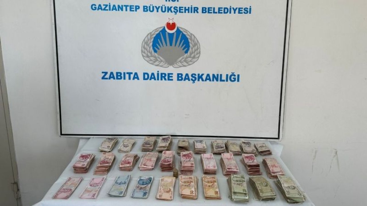 Gaziantep'te dilenciden çıkan para 'pes' dedirtti! Üst araması yapılan dilencinin üzerinden toplam 34 bin TL para çıktı... İŞTE O ANLAR