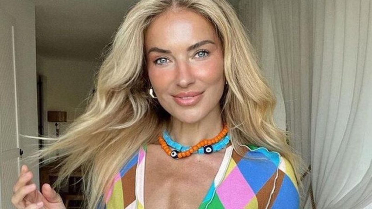 Burcu Esmersoy ortalığı karıştırdı: Nasıl para kazandığını itiraf etti..