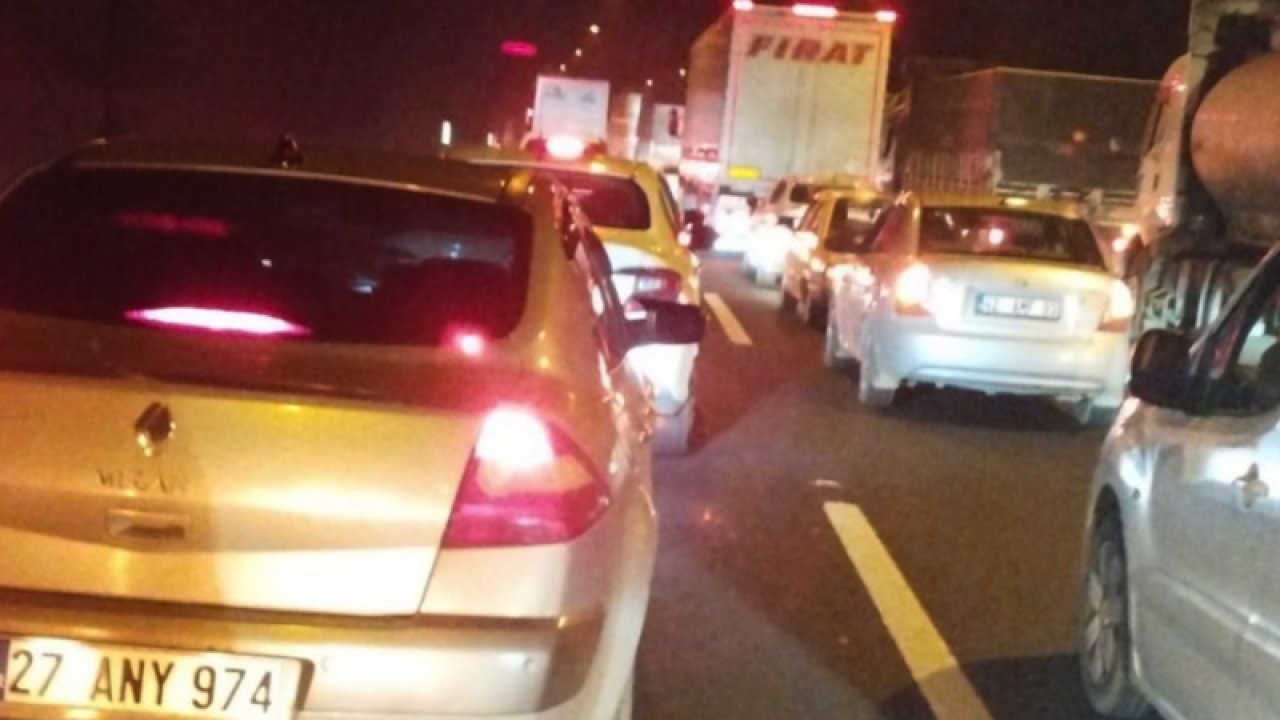 Gaziantep Nurdağı tünelleri ve Narlıda Kazadan Dolayı Uzun Kuyruklar OLUŞTU
