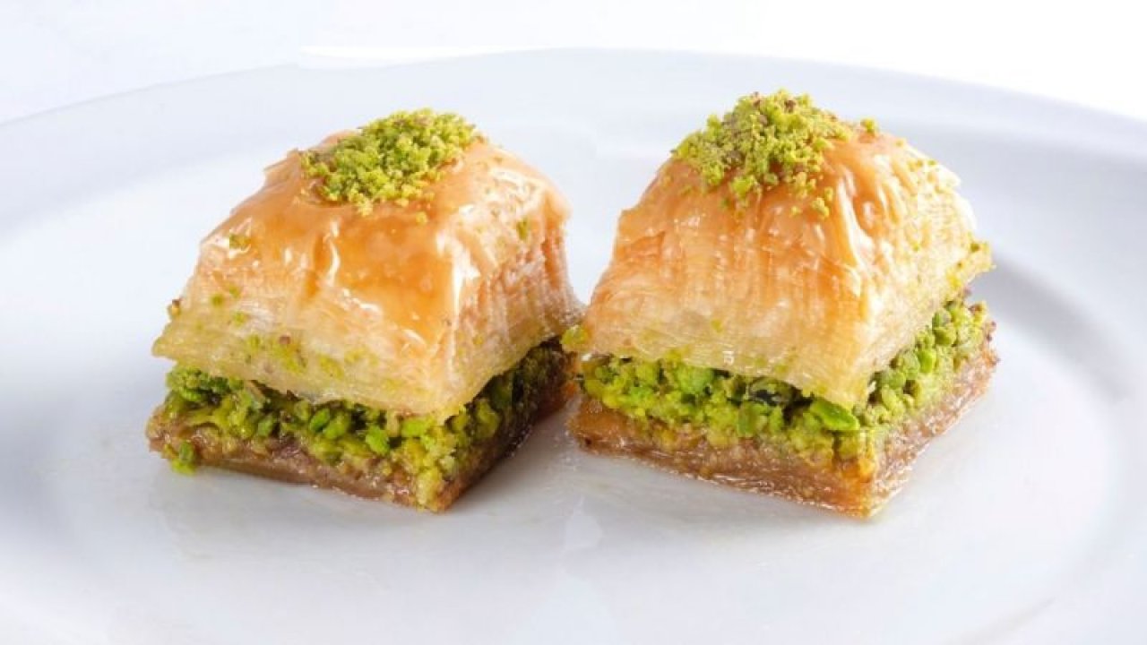 Baklava yedikten sonra kesinlikle bunu yapın. Yoksa zararı büyük!
