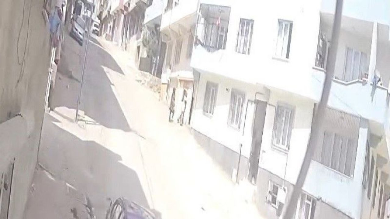 Gaziantep'te 3 kadın, girdikleri bir evde 16 dakika içerisinde 300 bin TL'lik altını çalarak kayıplara karıştı