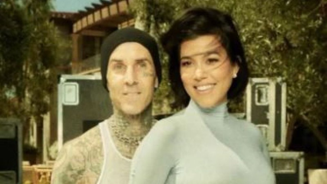 Kourtney Kardashian bebeği doğmadan servete kondu!