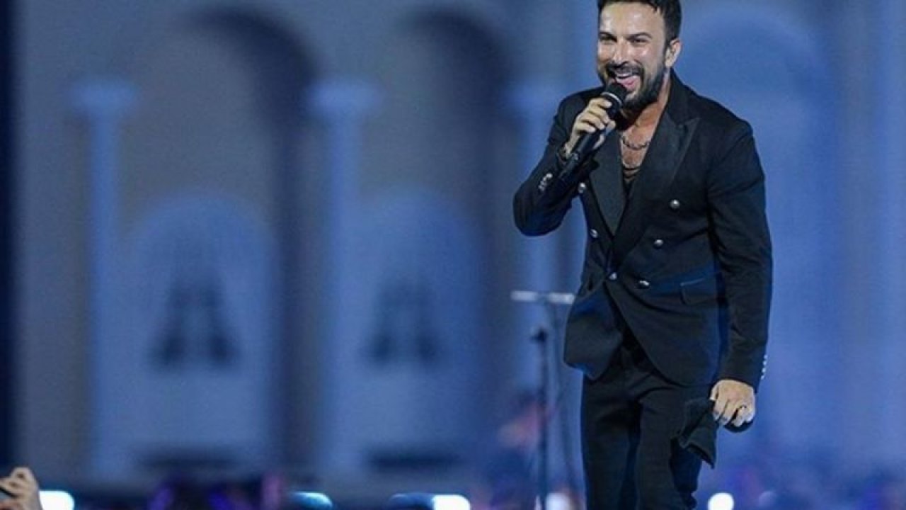 Tarkan eşini öptü, sosyal medya yıkıldı! İlk kez paylaştığı o romantik kareler…