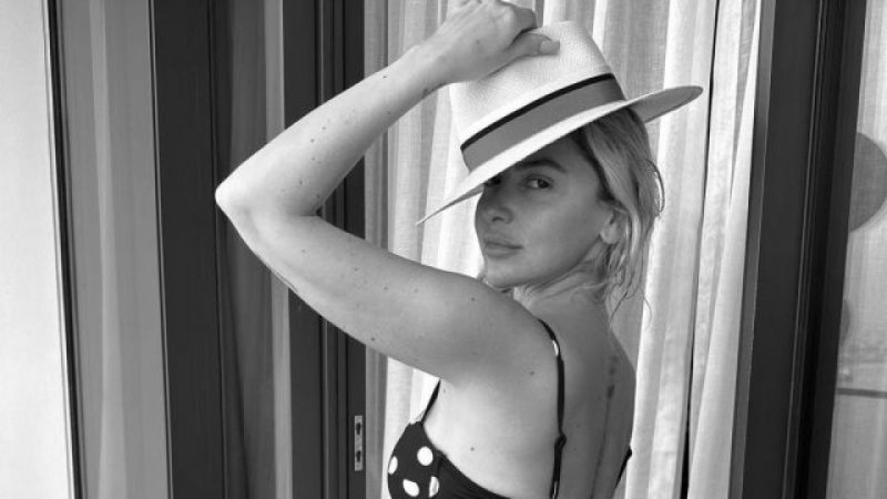 Hadise, Threads’ta nefes kesen bikinili bir fotoğraf paylaştı! Takipçi sayısı hızla arttı! Verdiği kilolarla şaşkınlık yarattı