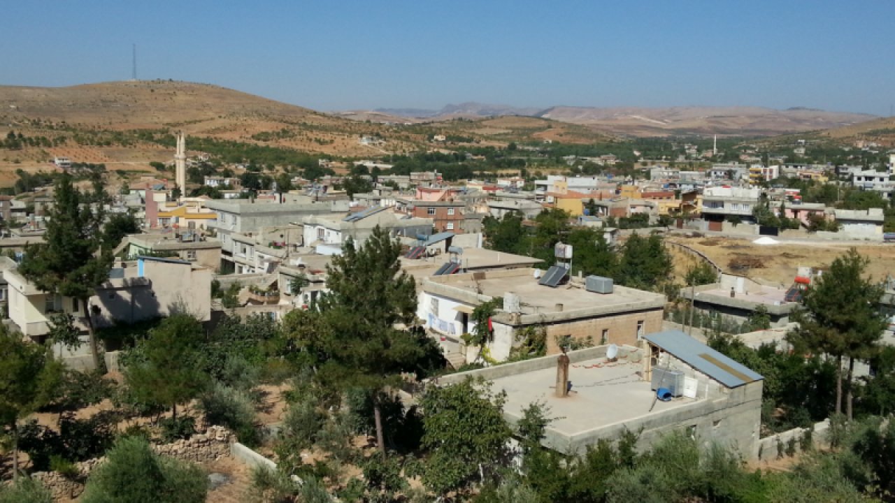 Gaziantep Sarı Salkım’da ishal ve kusma ALARMI!. Sarı Salkım’da İshal ve kusma vakaları Gaziantep il sağlık müdürlüğünü harekete geçirdi.