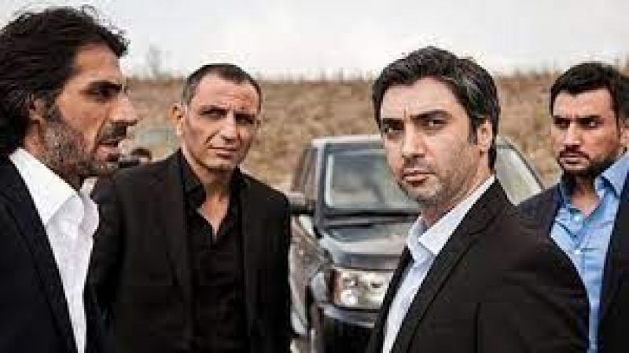 Kurtlar Vadisi'nin efsane ilk 99 bölümünün senaristlerinden ortalığı karıştıracak yeni dizi geliyor! O dijital platformda yayınlanacak!