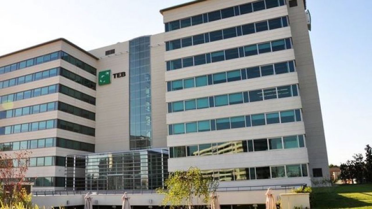 3 ay taksit ertelemeli emekli kredisi resmen duyuruldu: 35 TL'lik taksit sözüne 10 bin TL yatırılacak!