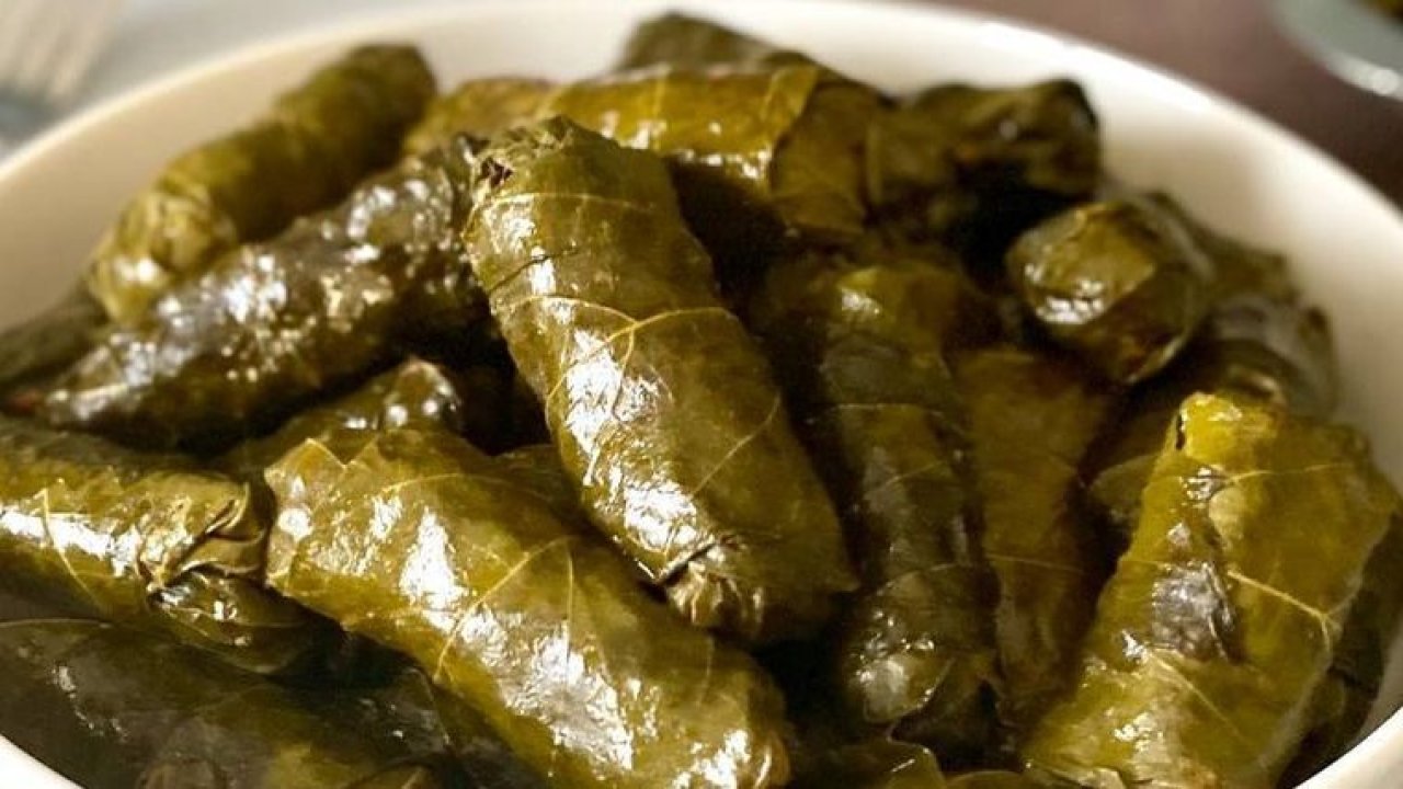 Sarmayı böyle deneyin! Tencereye ekleyince lezzeti tam 10 kat artıyor…