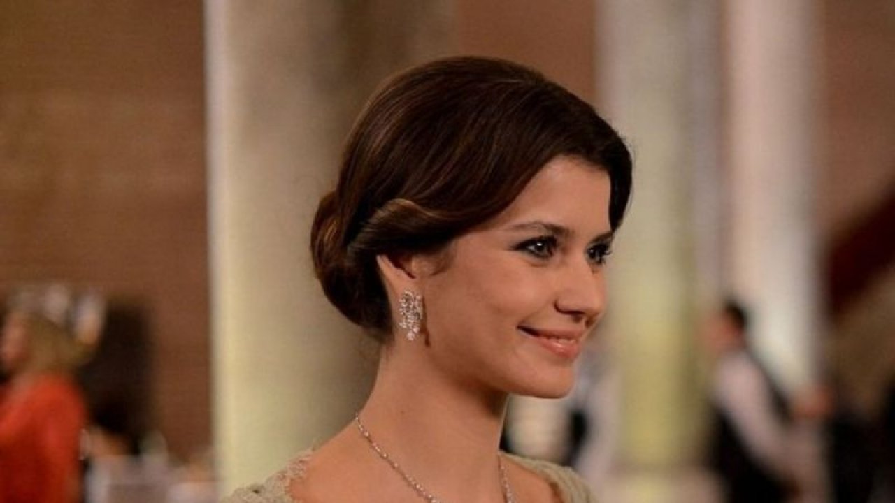 Bihter hayranları şokta! Aşk-ı Memnu’nun Bihter’i Beren Saat tekerlekli sandalye ile yaşıyor! Eşi ilk kez açıkladı!