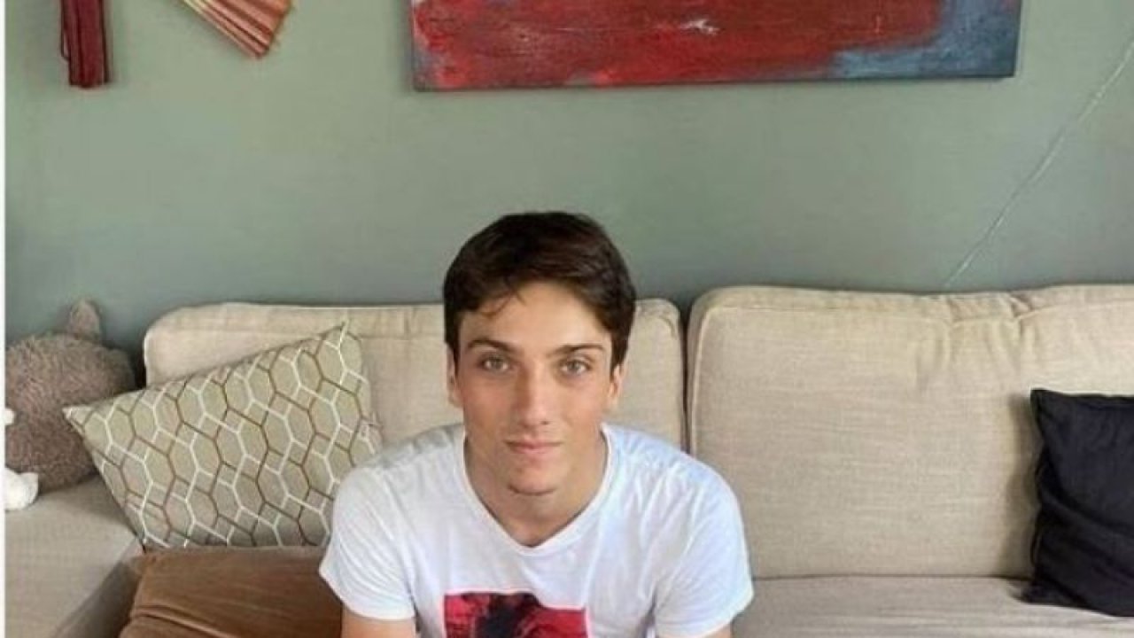 Çocuklar Duymasın’ın çocuk oyuncusu Beton Orçun artık 20 yaşında! Doğum günü paylaşımında son halini görenler değişime inanamadı!