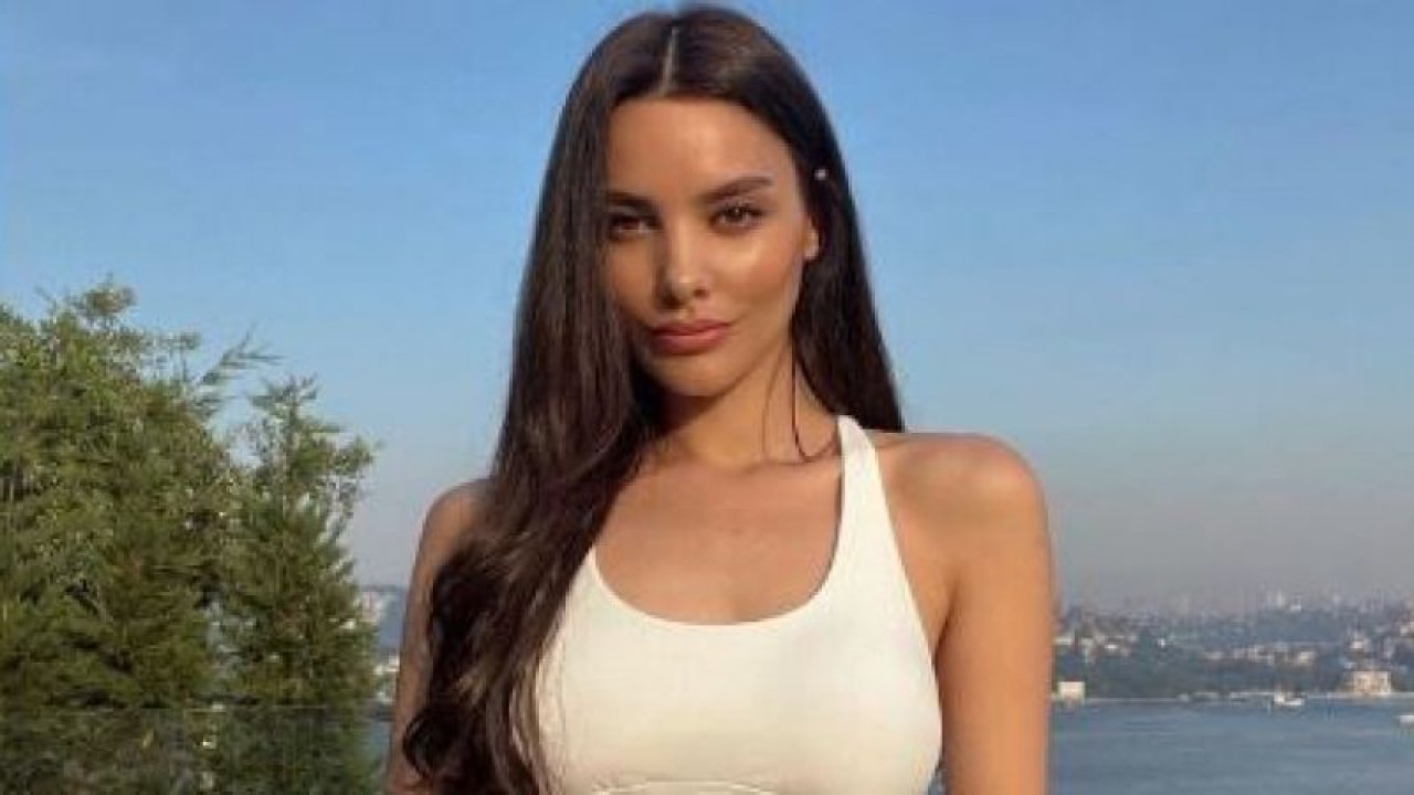 Üvey Anne’nin Serap’ı Hazal Küçükköse derin sırt dekolteli elbisesi ile büyüledi! İç çamaşırı detayı olay oldu!