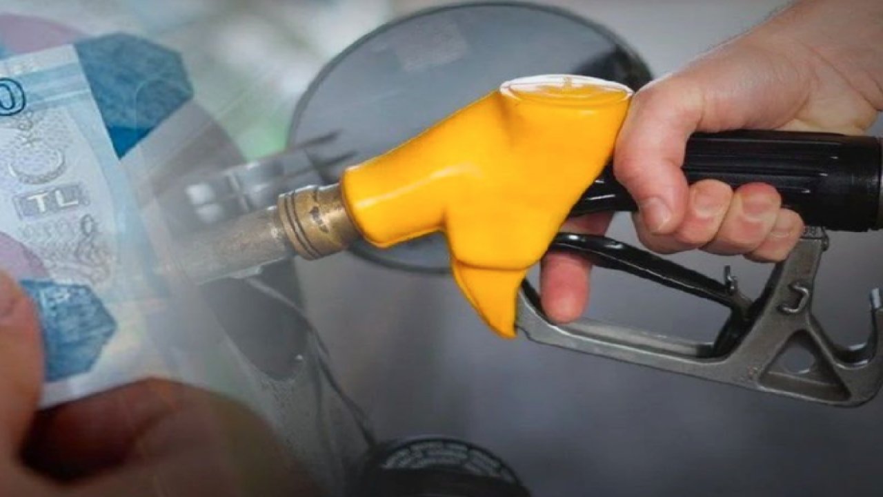 Akaryakıta Zam Geliyor... Motorin litre fiyatları bu gece yarısından itibaren 1.21 TL zamlanacak