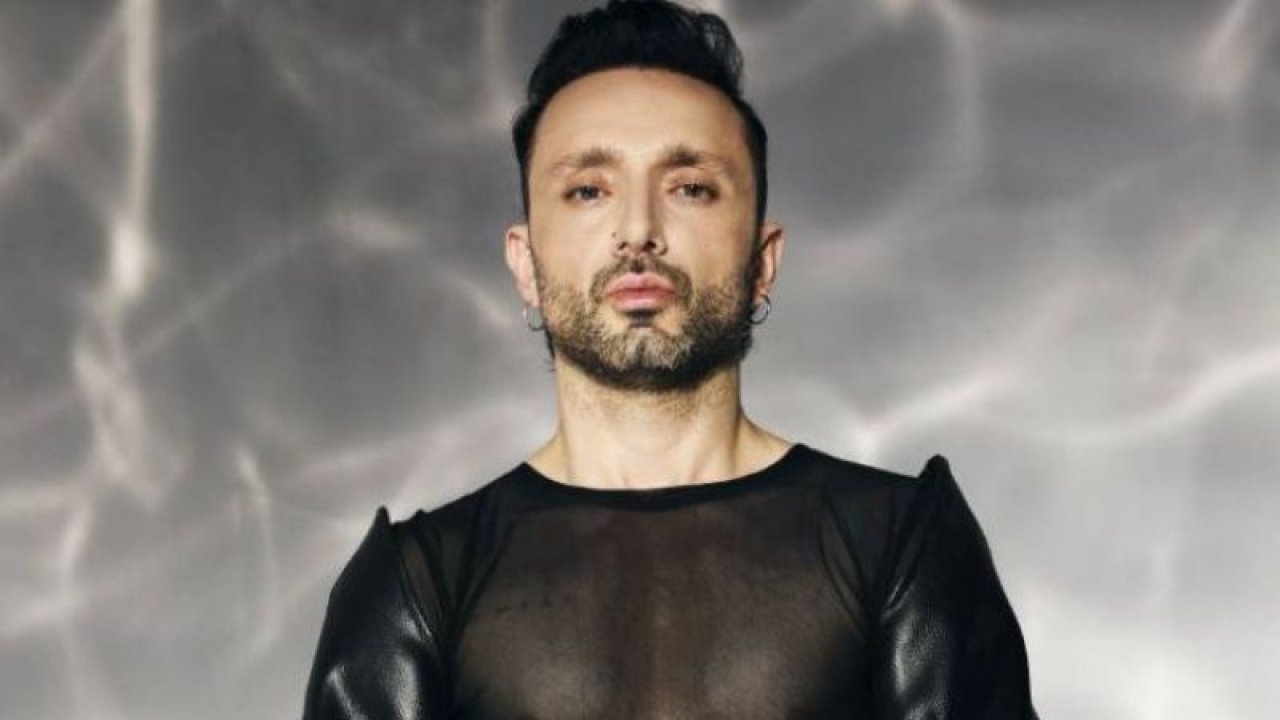 Türk şarkıcı Times’ta kapak oldu: Mabel Matiz’in “Fatih” albümü Newyork’un Times Meydanı’nda tanıtıldı!