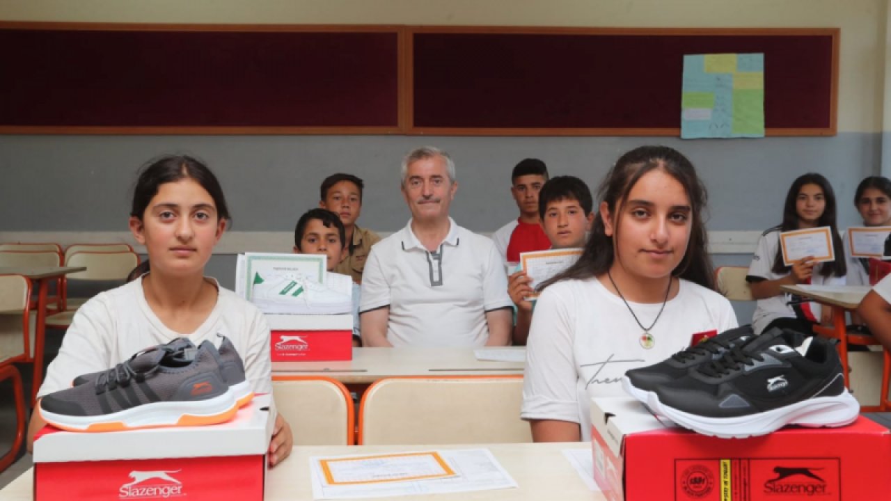 Şahinbey Belediye'si Spor Ayakkabısı Dağıtımları Devam Ediyor... Ayakkabı Almak İçin Nasıl Başvurulur?