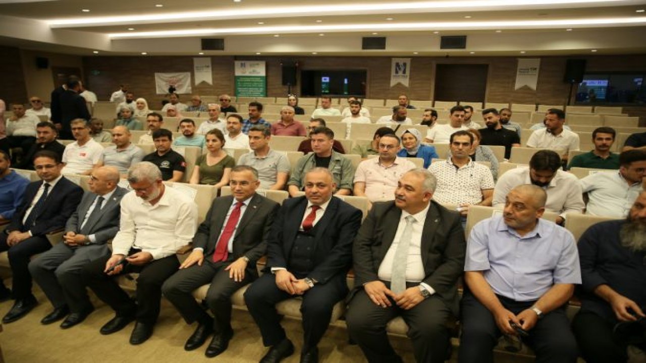 Filistinli hayırseverler tarafından alınan mobil klinik aracı, Gaziantep'e teslim edildi