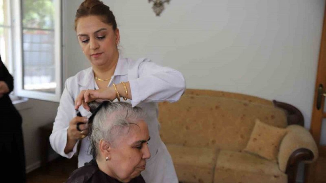 Gaziantep'te 1 Gözü Görmeyen Sermin Baysal Deprem'de Korkudan Diğer Gözünüde Kaybetti! Deprem anında yaşadığı korku dünyasını kararttı