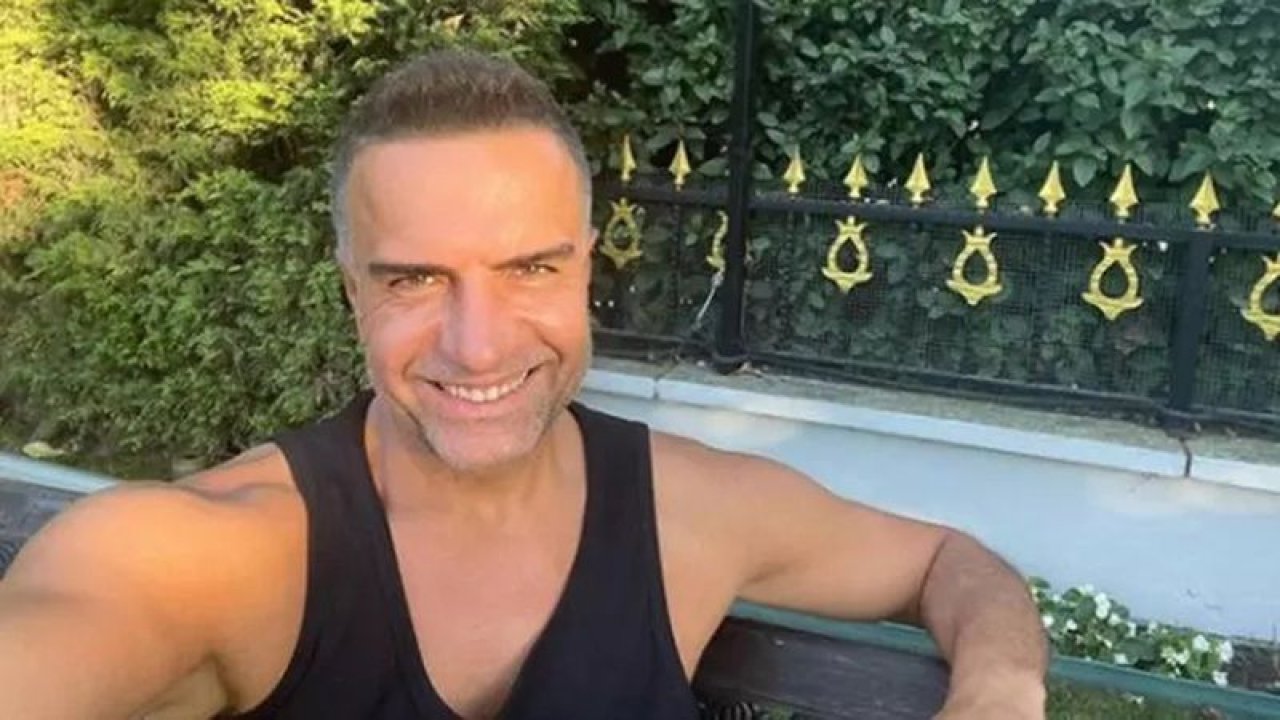”Genç sevgili yaramış” Taytıyla polemik olan 44’lük Berdan Mardini sıradışı giyim tarzıyla görüntülendi!