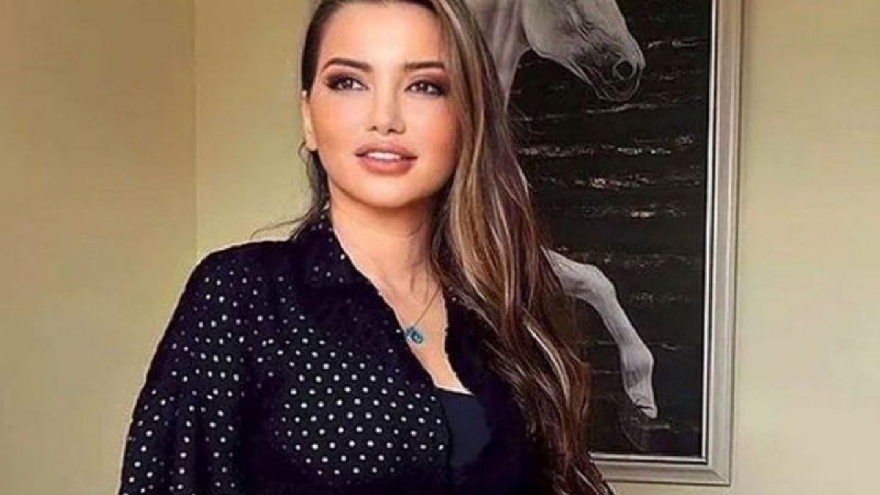 Cinsellik, aşk için yeterli midir? Esra Ezmeci yanıtladı: “Erkekler için cinsellik...”