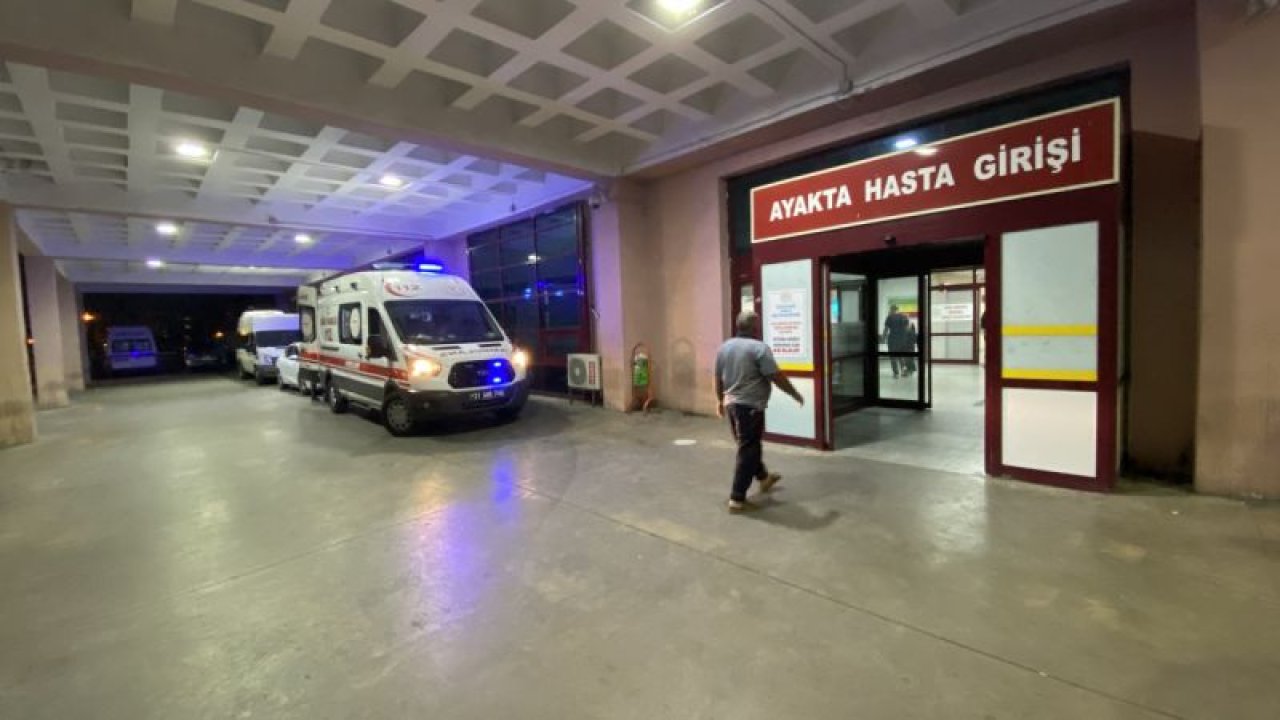 Ambulansın önünü kesip sağlık çalışanlarına saldırdılar!