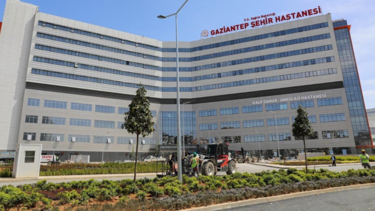 Gaziantep'te Hastane Çilesi BİTMİYOR... Gaziantep ŞEHİR HASTANESİ biran Önce BİTMELİ