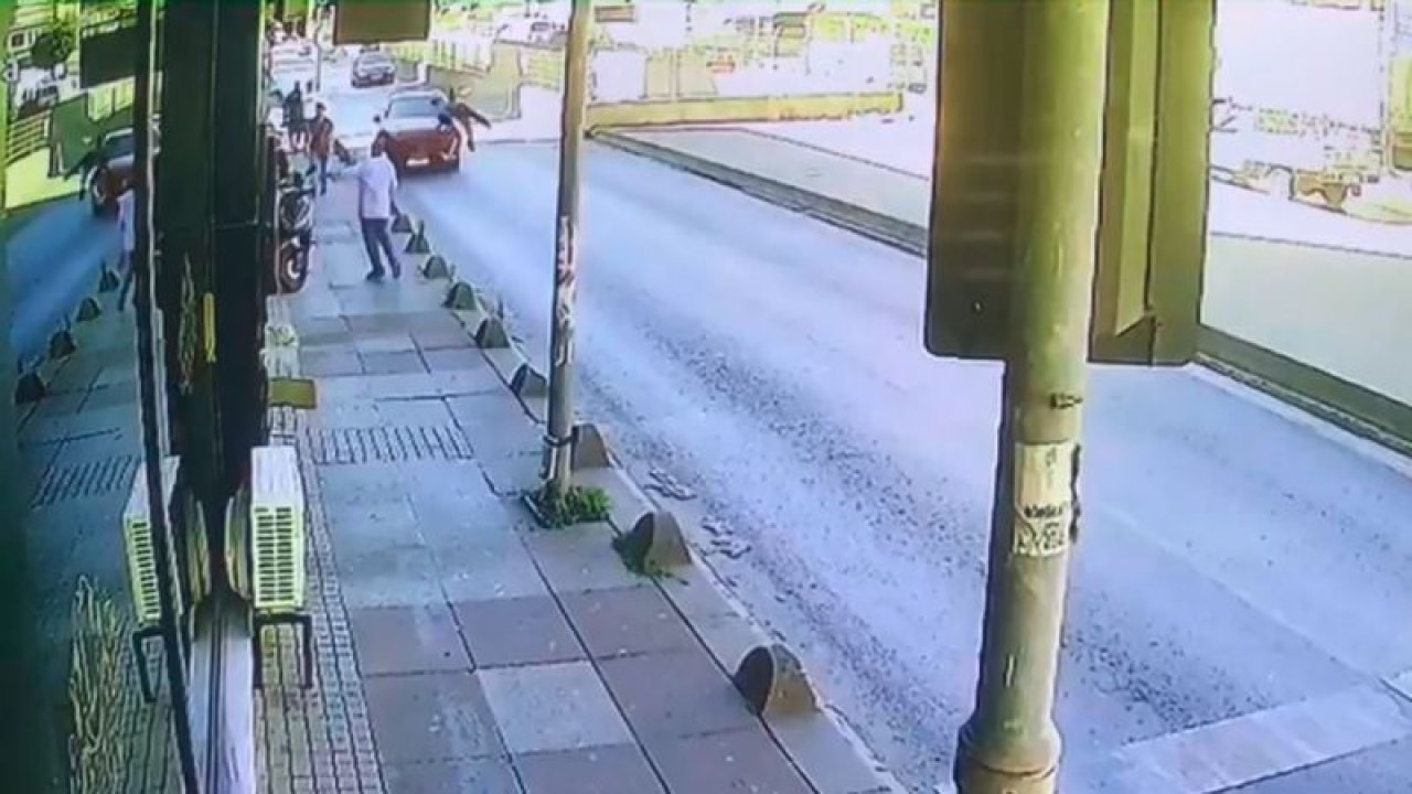 Yürek burkan kaza! Otomobili görmeyerek önüne atlayan yaşlı adam hayatını kaybetti