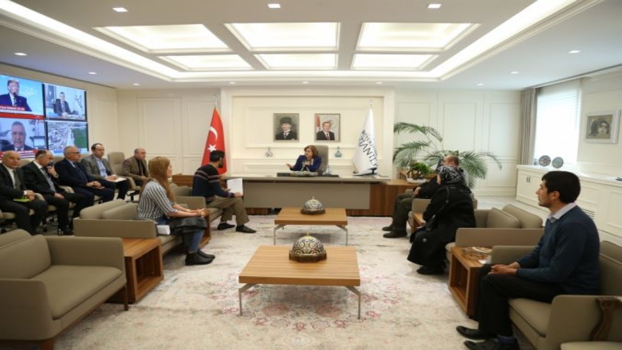 BAŞKAN ŞAHİN'DEN İNCİRLİ KÖYÜNE KİTAP KAFE!