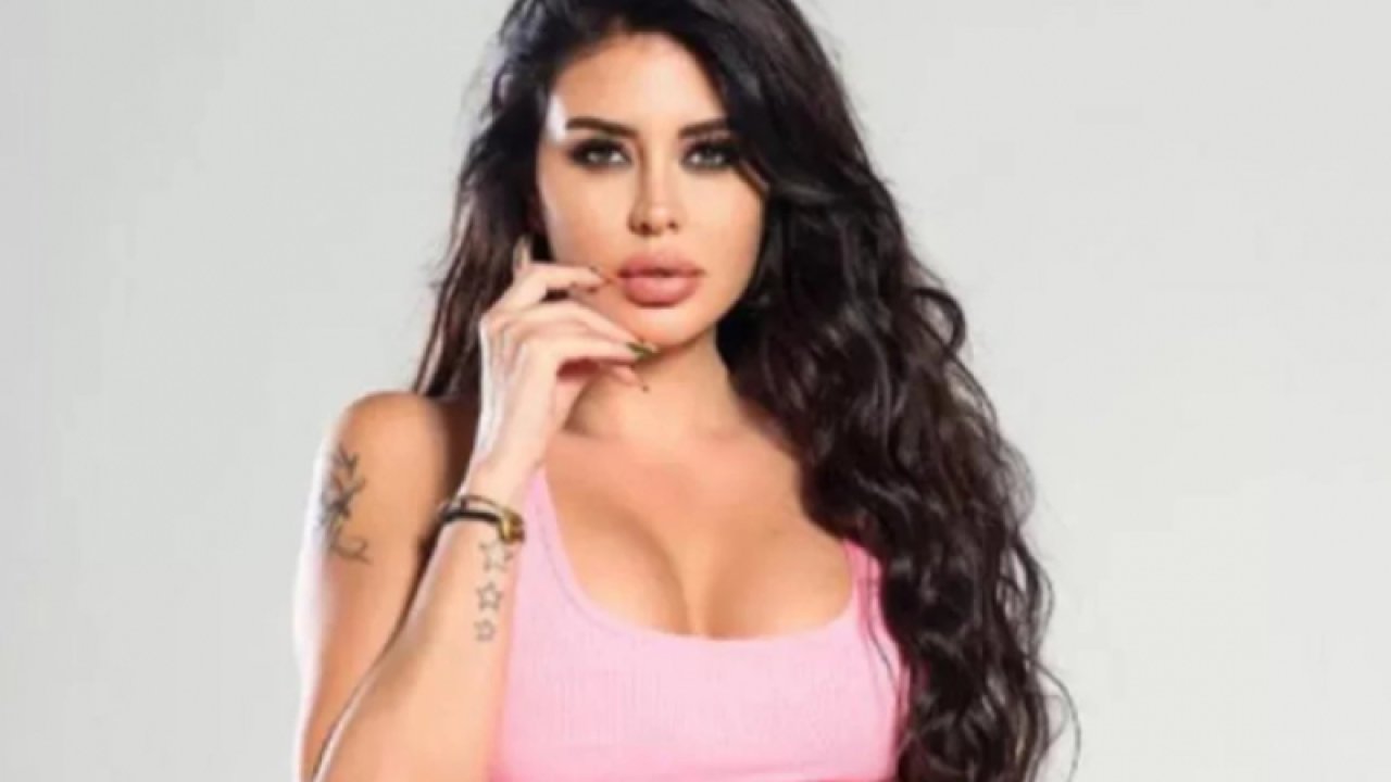 Ebru Polat'ın iç çamaşırlı 'Barbie' tarzı sosyal medyayı ayağa kaldırdı: Herkes şaşkın, o nasıl fizik!