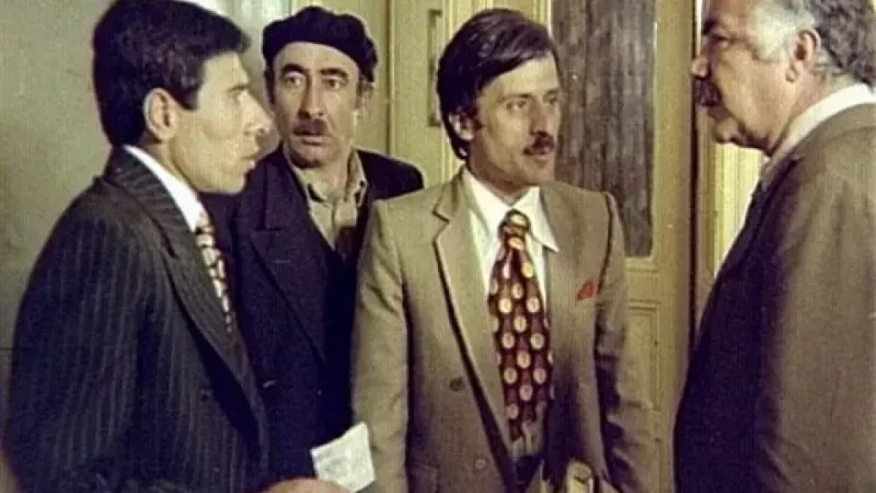 Türk sinemasının efsanesi Şevket Altuğ kızıyla gündemde: Meğer kızı da kendisi gibi ünlüymüş! Şener Şen’le beraber o filmde rol almış