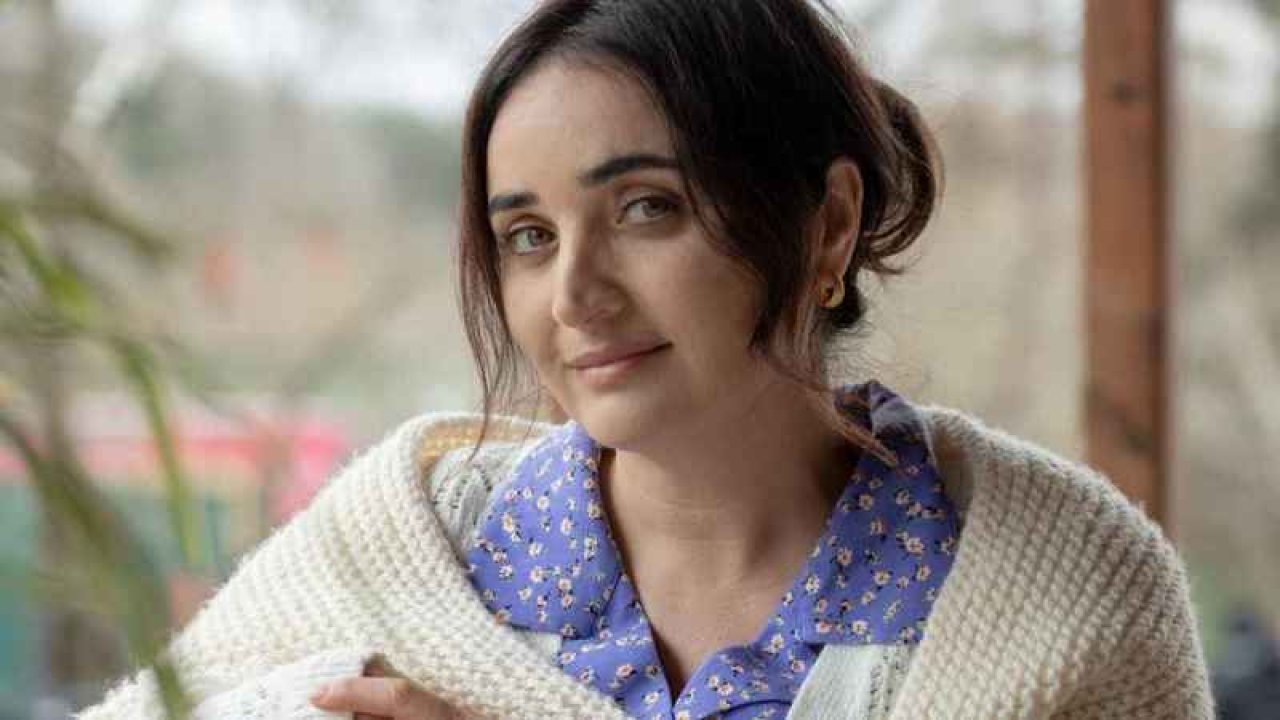 Kardeşlerim'in Şengül'üne İspanya'da büyük ilgi: Barselona'da yürümekte zorlandı! İspanya’da Türk ünlülere sevgi seli…