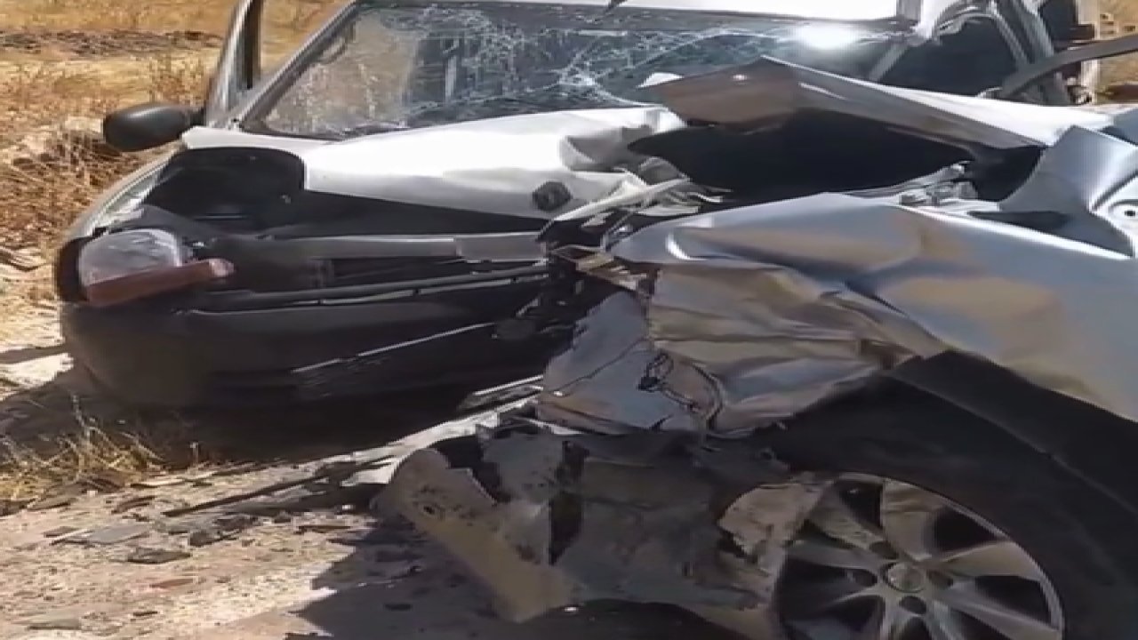 İşte detaylar! Gaziantep'in Oğuzeli İlçesi Çaybaşı Mahallesi Yolunda Feci Kaza... 1 kişi öldü, biri ağır 8 kişi yaralandı.