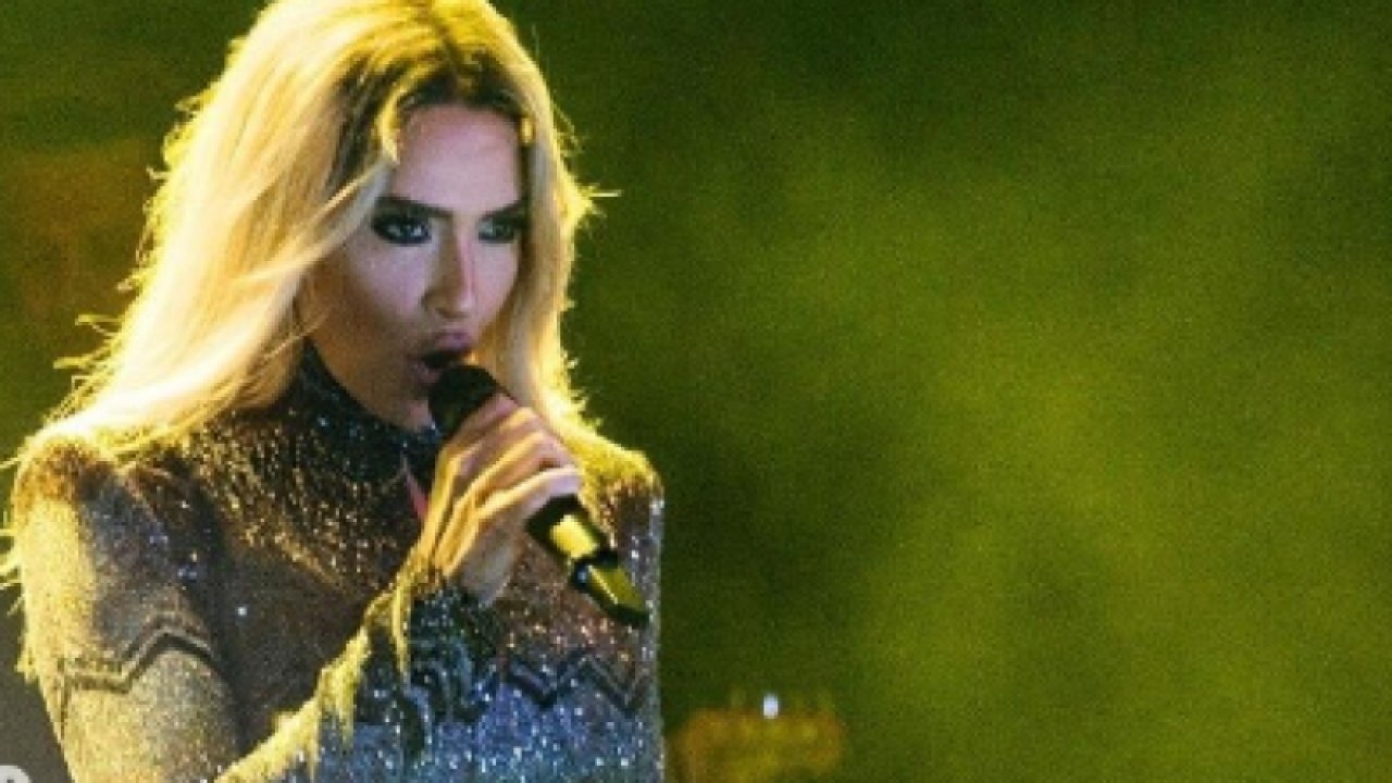 Hadise’den eski evliliğine ve Mehmet Dinçerler’e açık açık gönderme! “Benimki…”