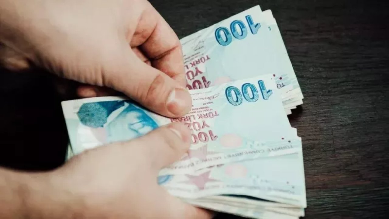 Kamu çalışanlarına yeni zamlar yolda: Maaşlar 2.800, ikramiyeler 60.000 TL artacak! Gözler 3600 ek gösterge düzenlemesinde