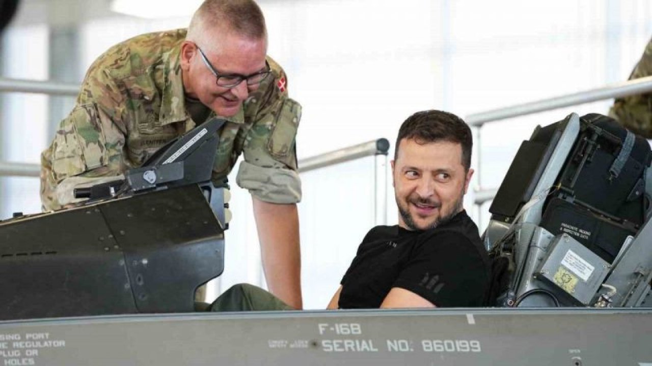 Danimarka’dan Ukrayna’ya 19 adet F-16 savaş uçağı